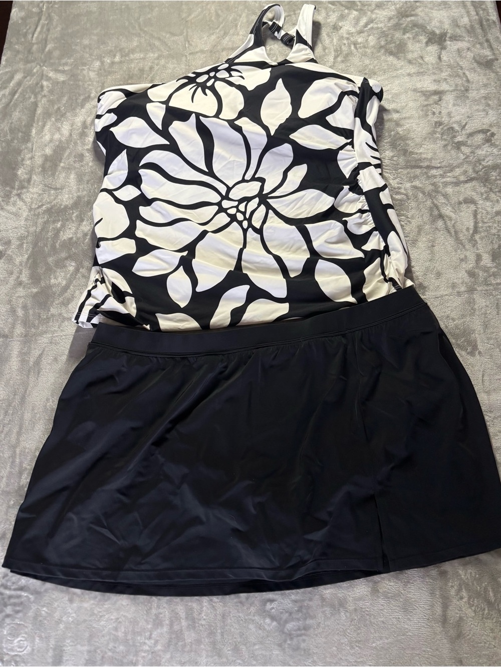 Black & White Floral Swim Skirt Tankini Set by Freshwater